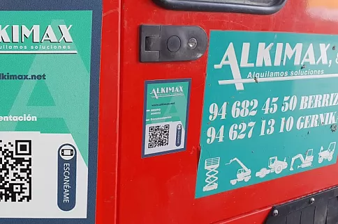 Nuevo distintivo QR Alkimax: acceso digital directo a la documentación de nuestra maquinaria